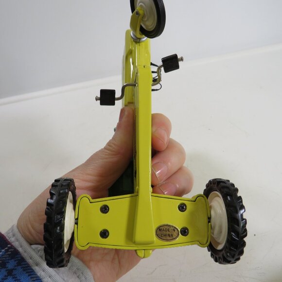 Hallmark 1961 Replica Super Deluxe Tractor Kiddie Car Classics - Picture 7 of 16